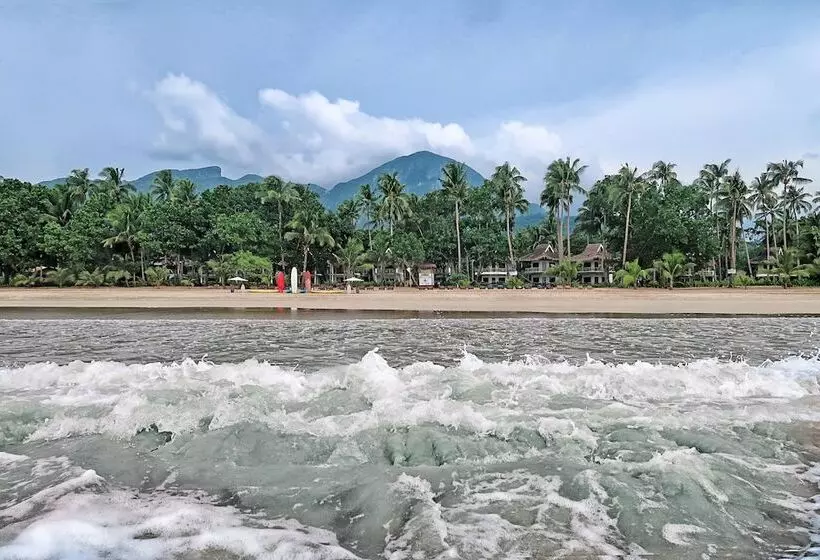 Daluyon Beach And Mountain Resort