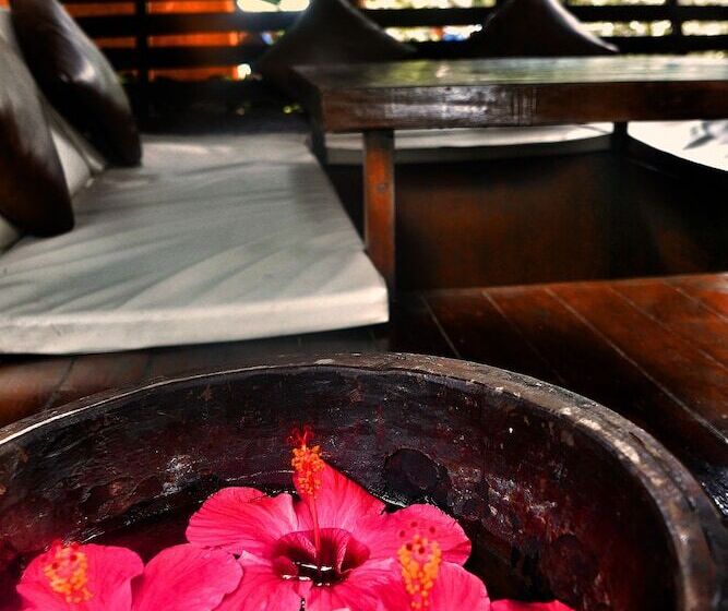 Daluyon Beach And Mountain Resort