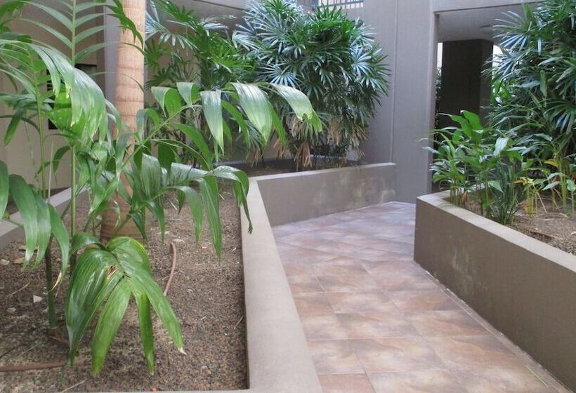 Edge Apartments Cairns