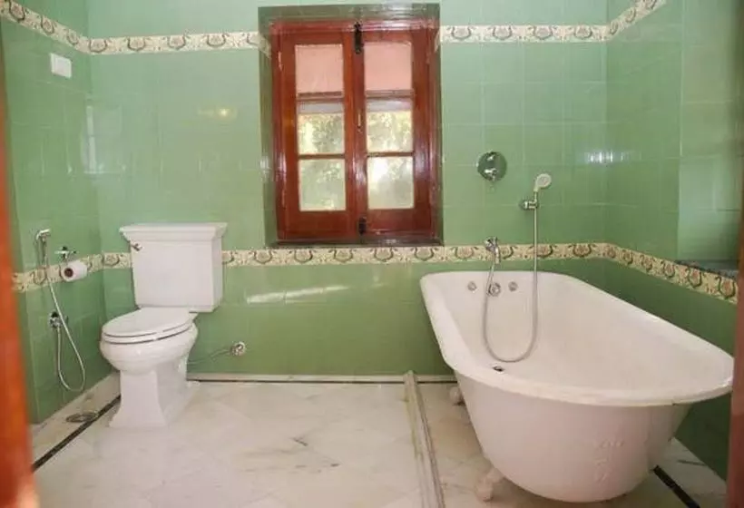 호텔 Bijay Niwas Palace