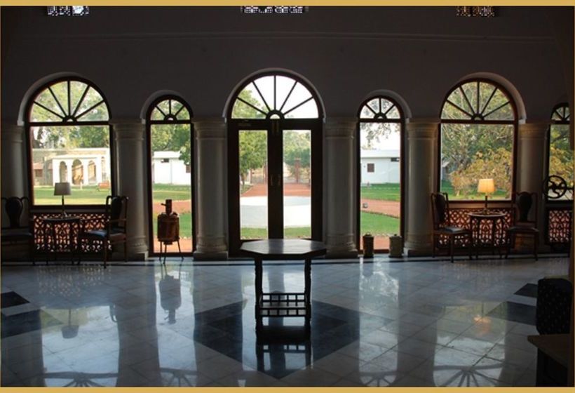 Hotelli Bijay Niwas Palace