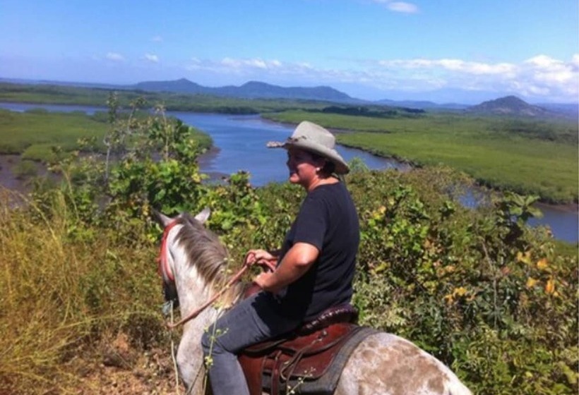 Отель Bocas Del Mar