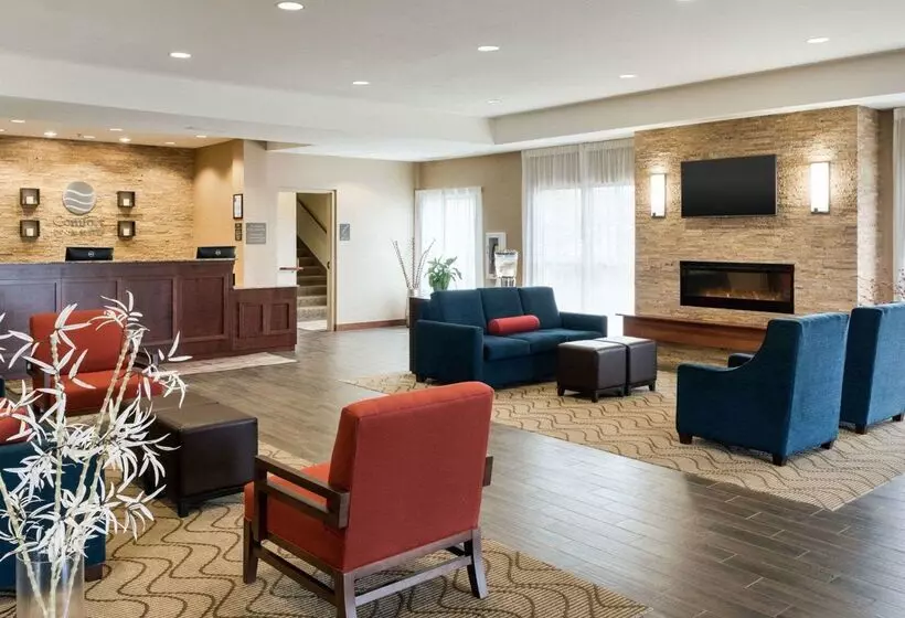 ホテル Comfort Inn & Suites West Medical Center