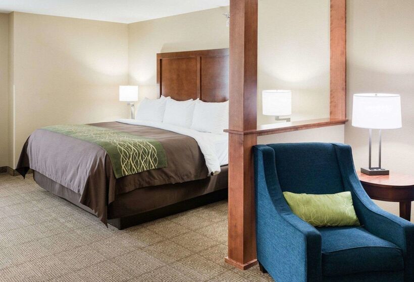 هتل Comfort Inn & Suites West   Medical Center
