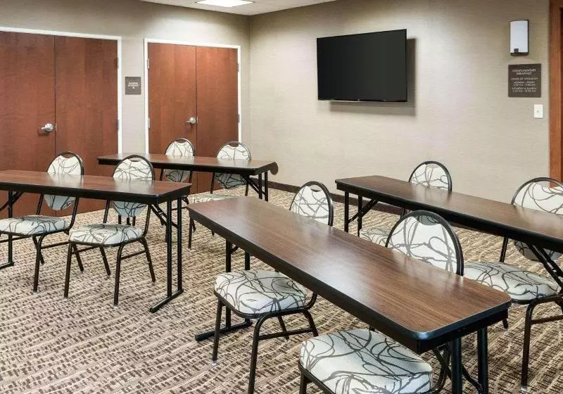 ホテル Comfort Inn & Suites West Medical Center