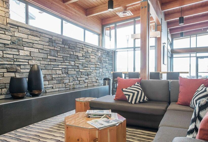 Szálloda Comfort Inn & Suites