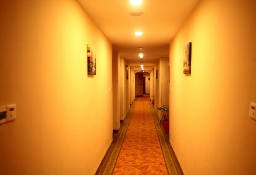 فندق Greentree Inn Huaian Chuzhou Avenue Zhou Enlai Memorial Hall