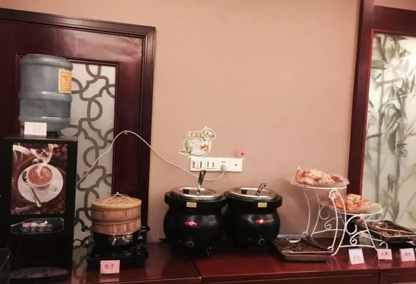 Отель Greentree Inn Huaian Chuzhou Avenue Zhou Enlai Memorial Hall