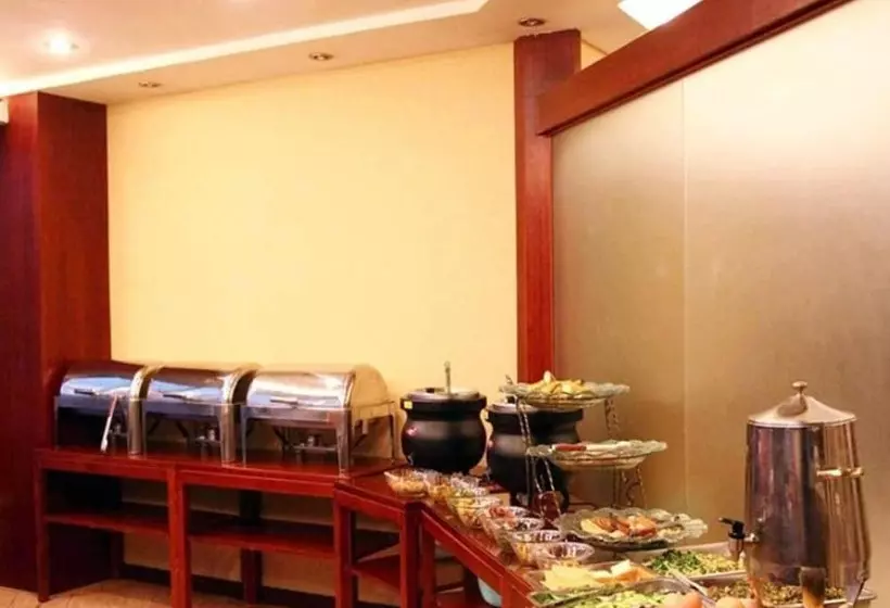 Отель Greentree Inn Huaian Chuzhou Avenue Zhou Enlai Memorial Hall