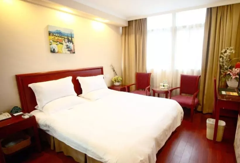Отель Greentree Inn Huaian Chuzhou Avenue Zhou Enlai Memorial Hall