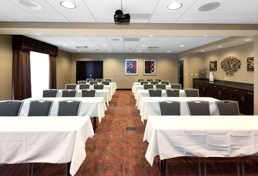 Отель Hampton Inn Butler