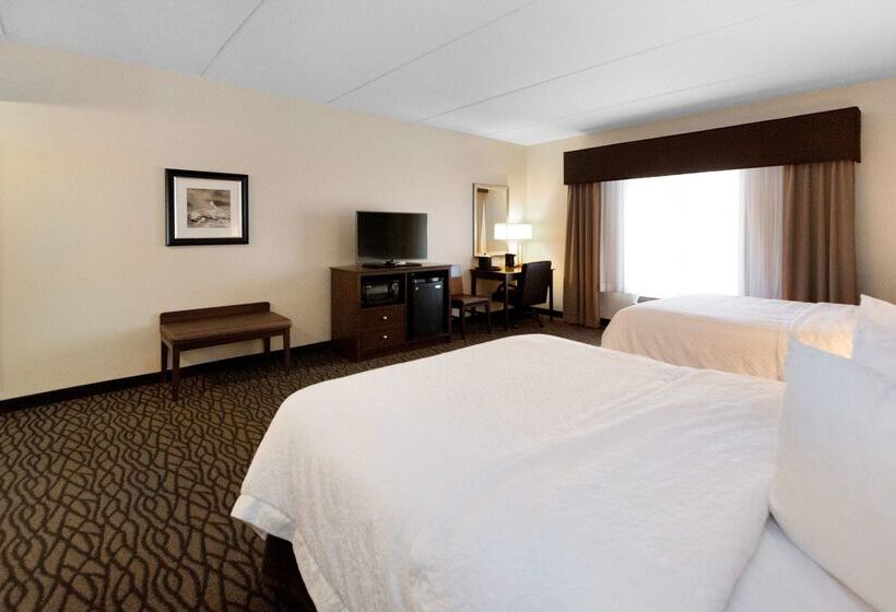 Отель Hampton Inn Butler