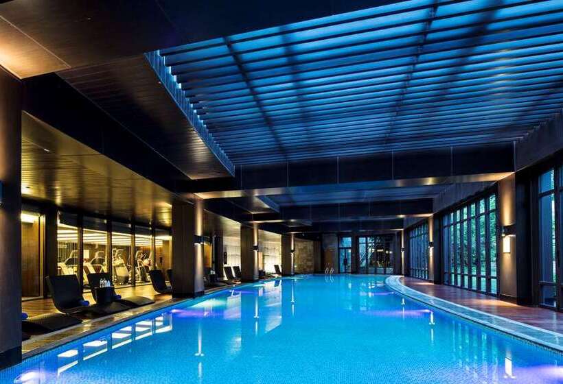 בית מלון כפרי Hilton Wenchang