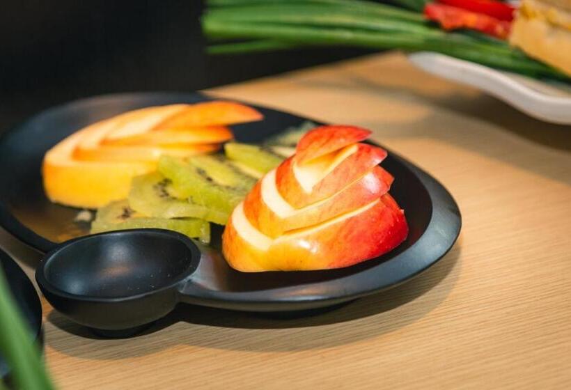 هتل Holiday Inn Express Pune Pimpri, An Ihg