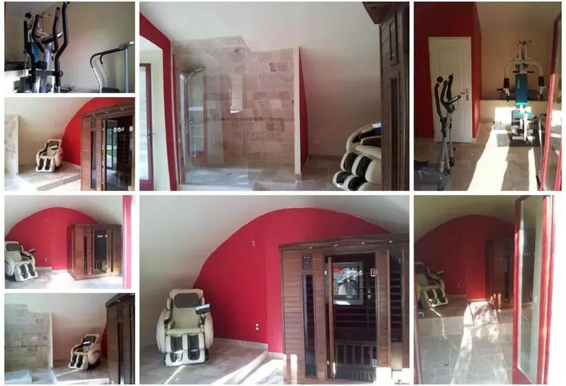 ホテル Domaine De Rochebelle