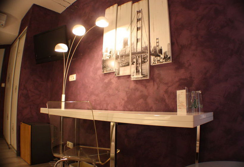 فندق Le Miredames Hôtel Bar