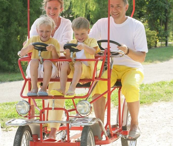 בית מלון כפרי Camping Siblu Les Charmettes