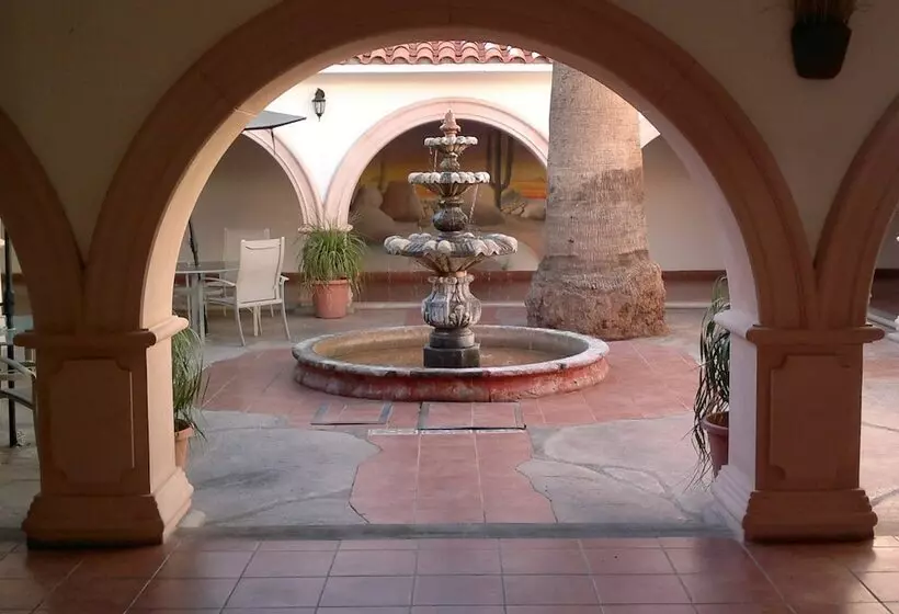 ホテル Mision Catavina