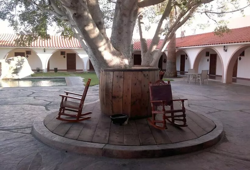 ホテル Mision Catavina