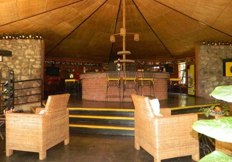 ホテル Octagon Lodge