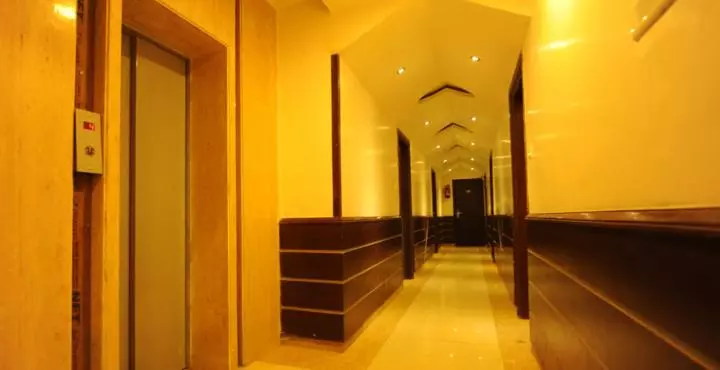 בית מלון כפרי Pearl Inn & Suites