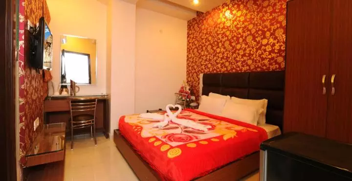 בית מלון כפרי Pearl Inn & Suites