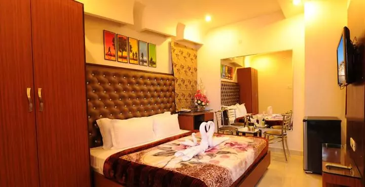 בית מלון כפרי Pearl Inn & Suites