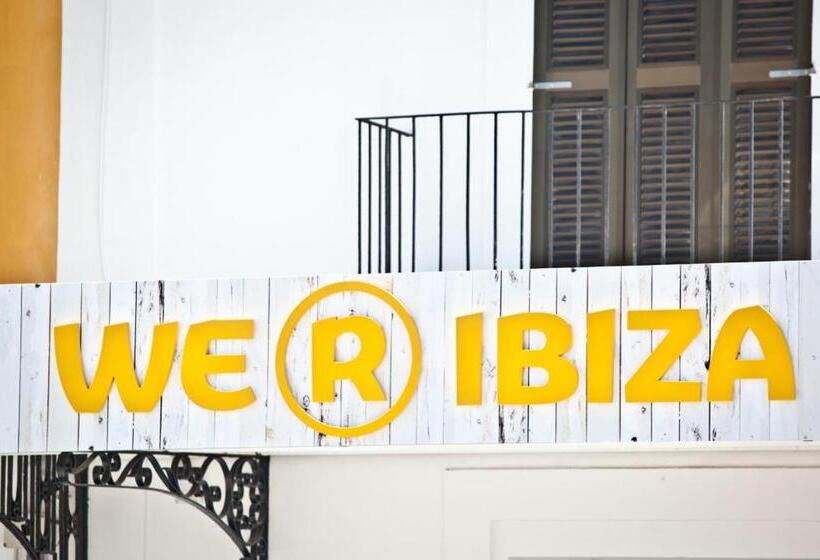 ホテル Ryans La Marina