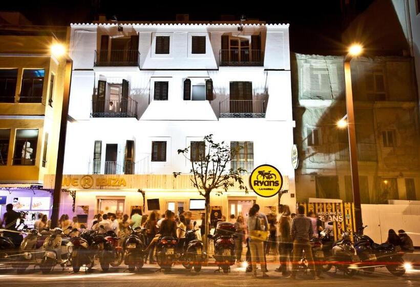 ホテル Ryans La Marina