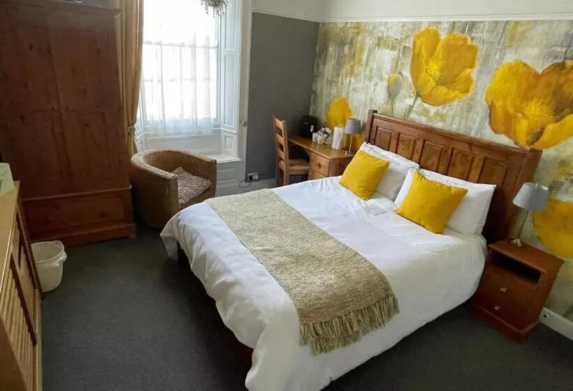 בית מלון כפרי The Mansion House