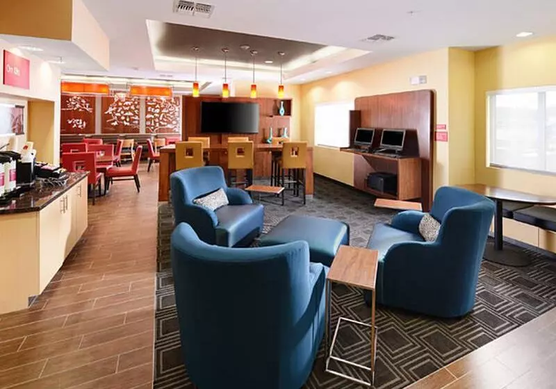 Otel Towneplace Suites By Marriott Laredo