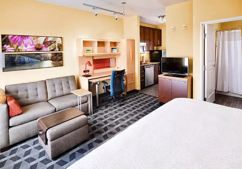 Otel Towneplace Suites By Marriott Laredo