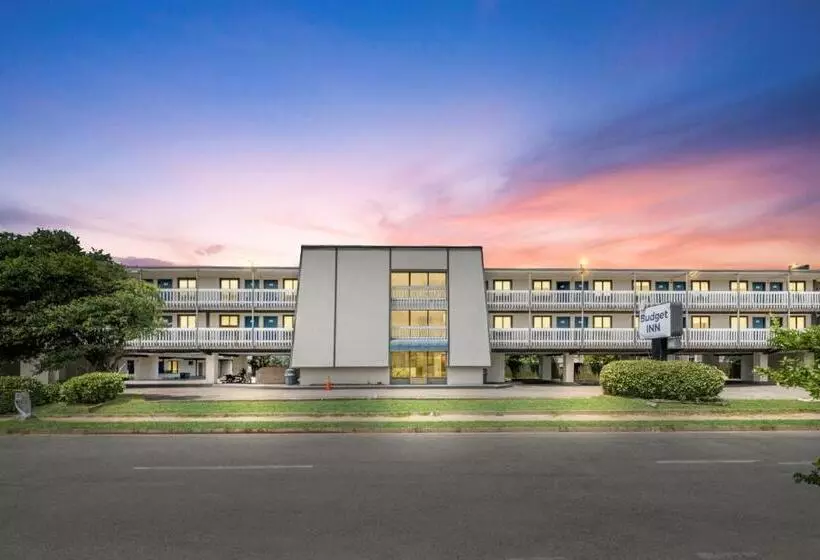 モーテル Budget Inn Norfolk, Va   Oceanview