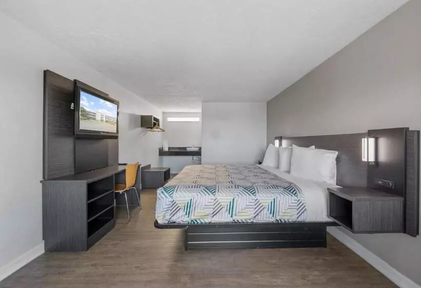 モーテル Budget Inn Norfolk, Va   Oceanview