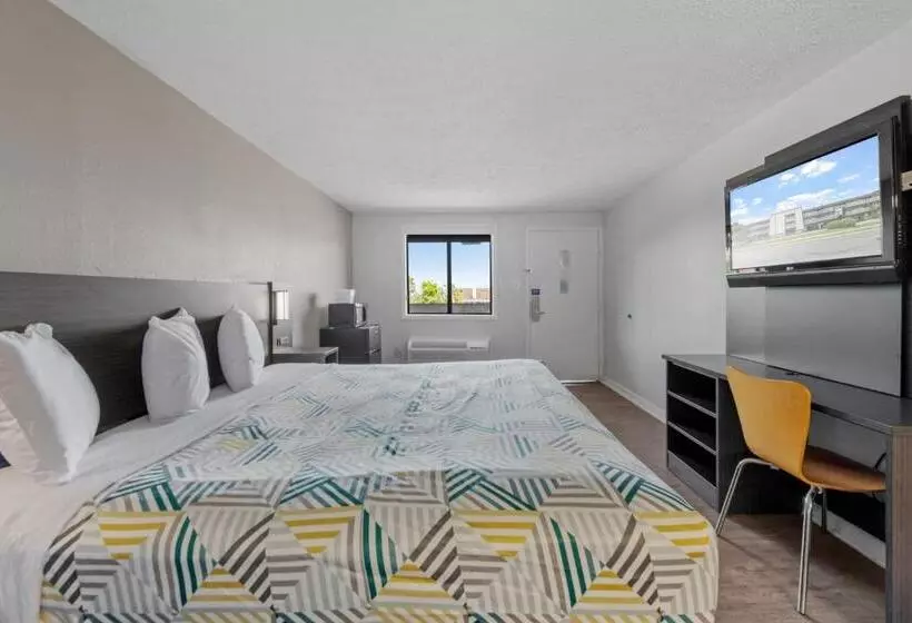 モーテル Budget Inn Norfolk, Va   Oceanview