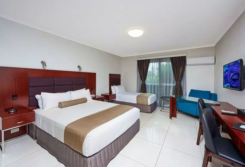 מוטל Best Western Casula Motor Inn