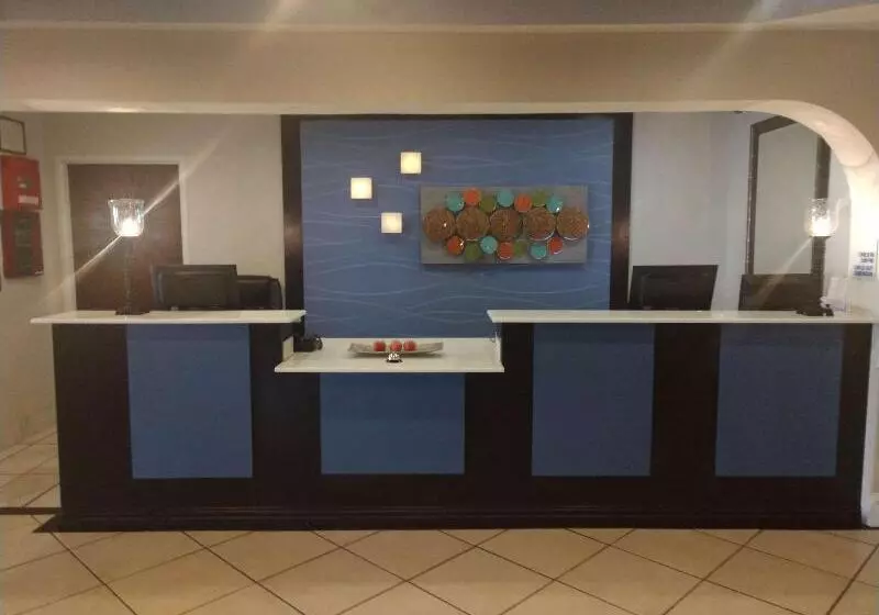 מוטל Best Western Casula Motor Inn