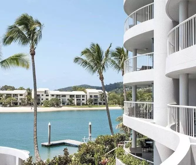 Noosa Pacific Resort