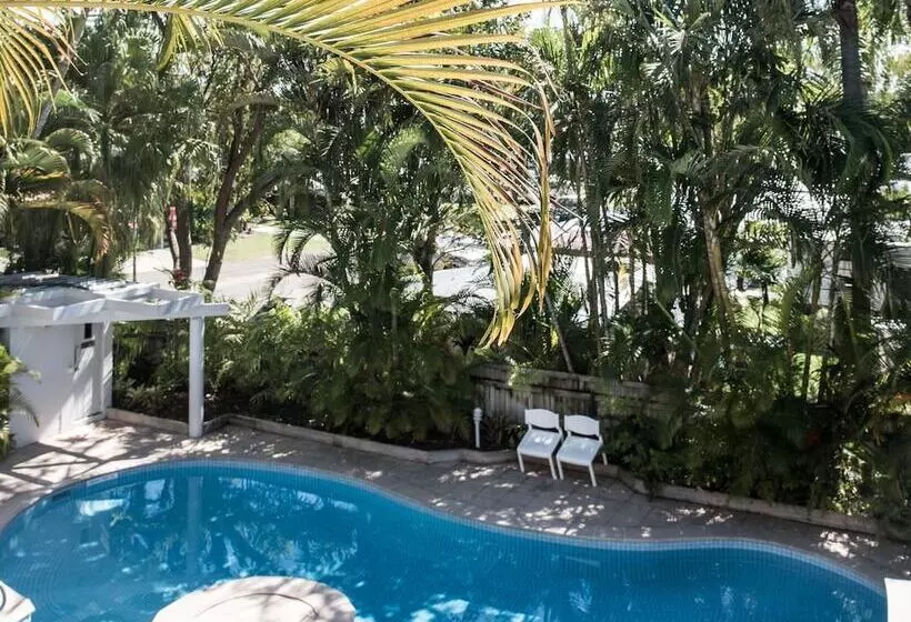 Noosa Pacific Resort