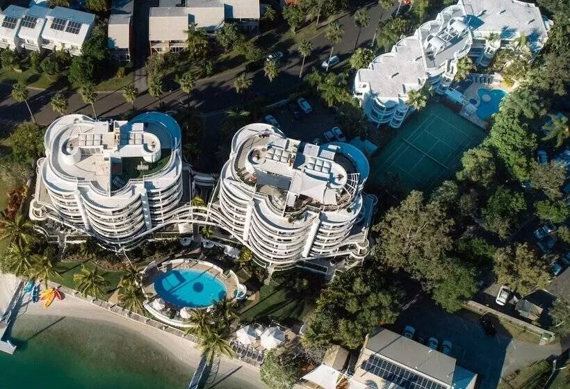 Noosa Pacific Resort