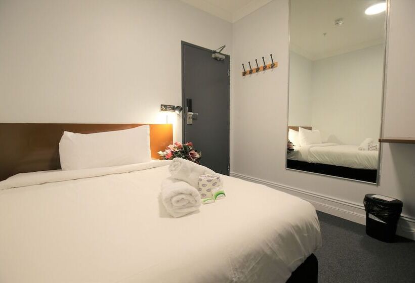 פנסיון Newtown Cozy Stays