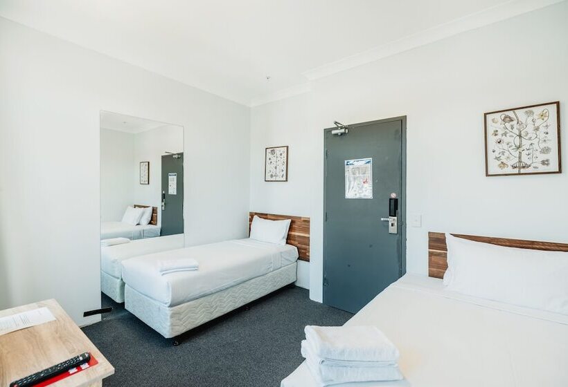 פנסיון Newtown Cozy Stays