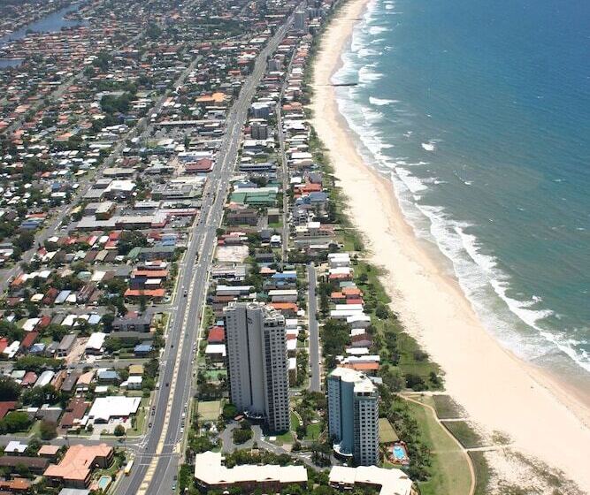 Royal Palm Resort On The Beach