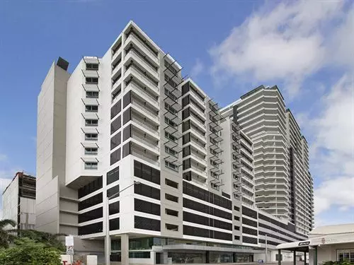 Darwin Executive Suites & Free Car