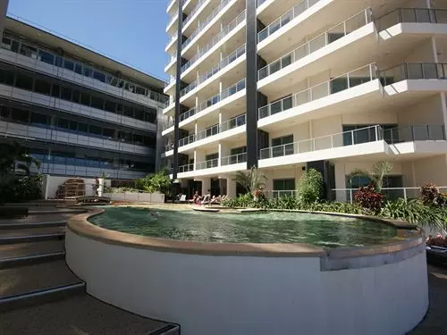 Darwin Executive Suites & Free Car