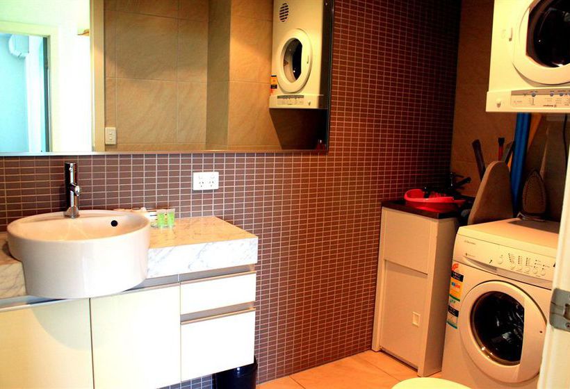 Darwin Executive Suites & Free Car