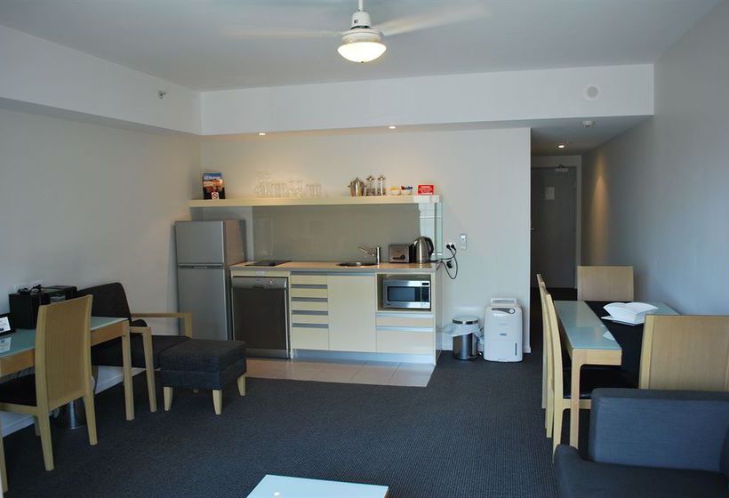 Darwin Executive Suites & Free Car