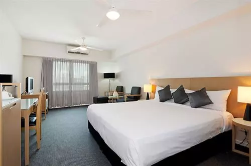 Darwin Executive Suites & Free Car