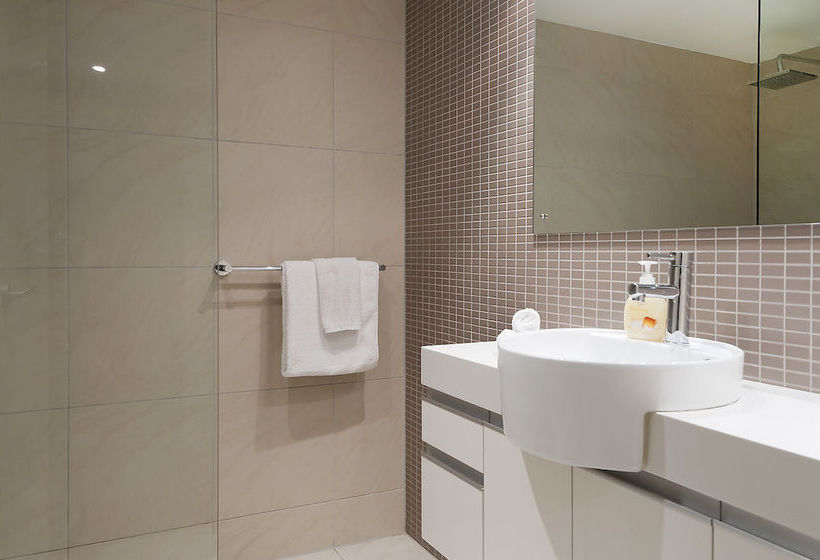 Darwin Executive Suites & Free Car