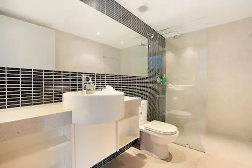 Darwin Executive Suites & Free Car